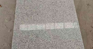 菏泽芝麻白光面毛板