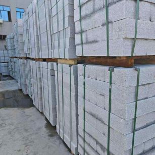 菏泽芝麻白路牙石，路侧石