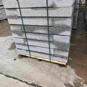 菏泽芙蓉白路牙石，马路牙子