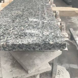 菏泽芝麻白楼梯踏步 芙蓉白