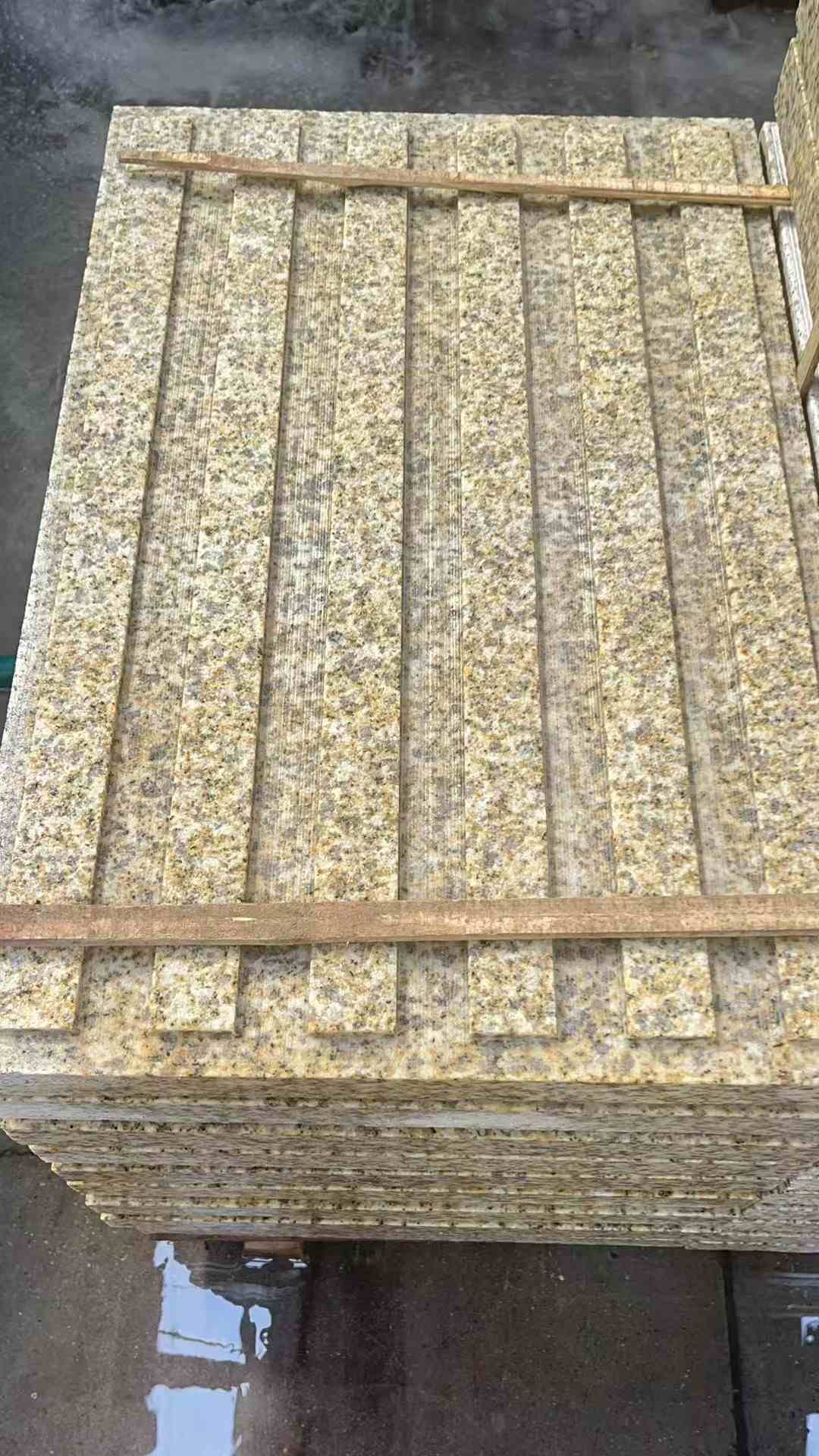 菏泽黄金麻盲道 石材盲道